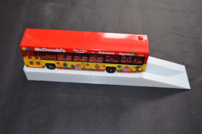 1/76 scale Bus or Truck service ramp - Image 3